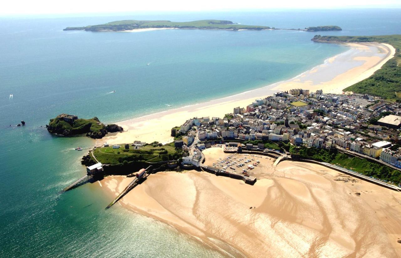 Old Quay Escape Villa Tenby Eksteriør billede